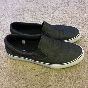 Mens slip-on shoes